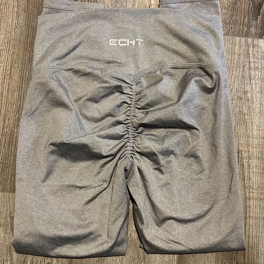 Echt Leggings with Scrunch